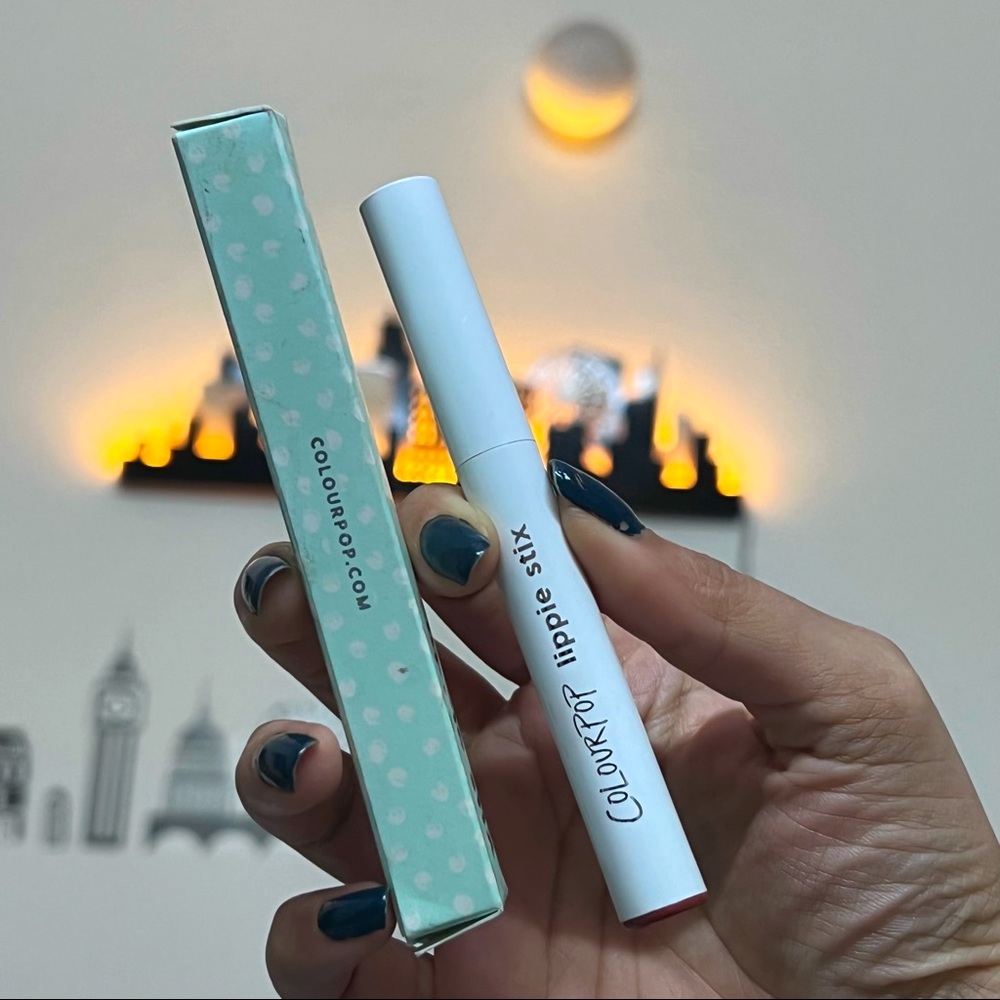 Colourpop lipstick - Ziggie - NEW WITH BOX - Picture 4 of 5